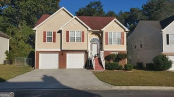 featured image of 5450 Twin Lakes Drive