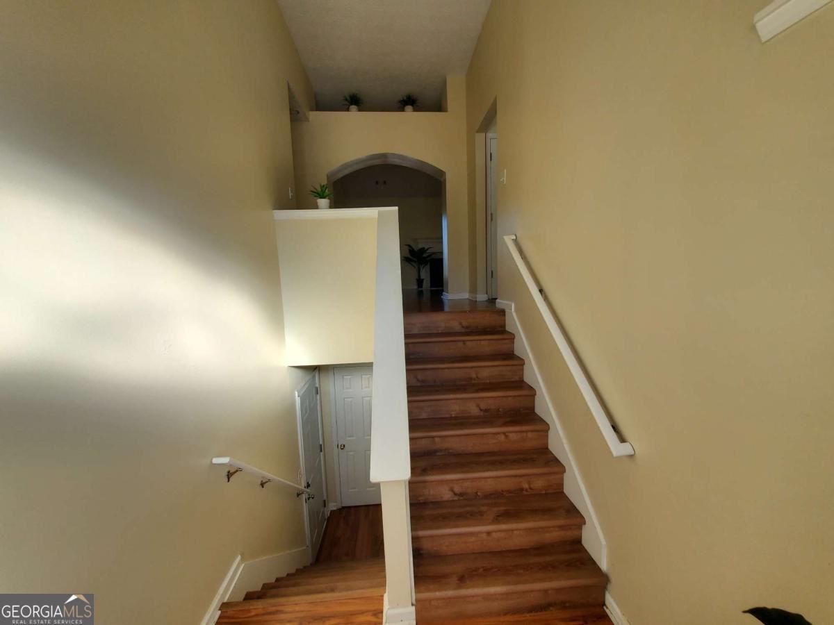 5450 Twin Lakes Dr - Photo 2 of 45