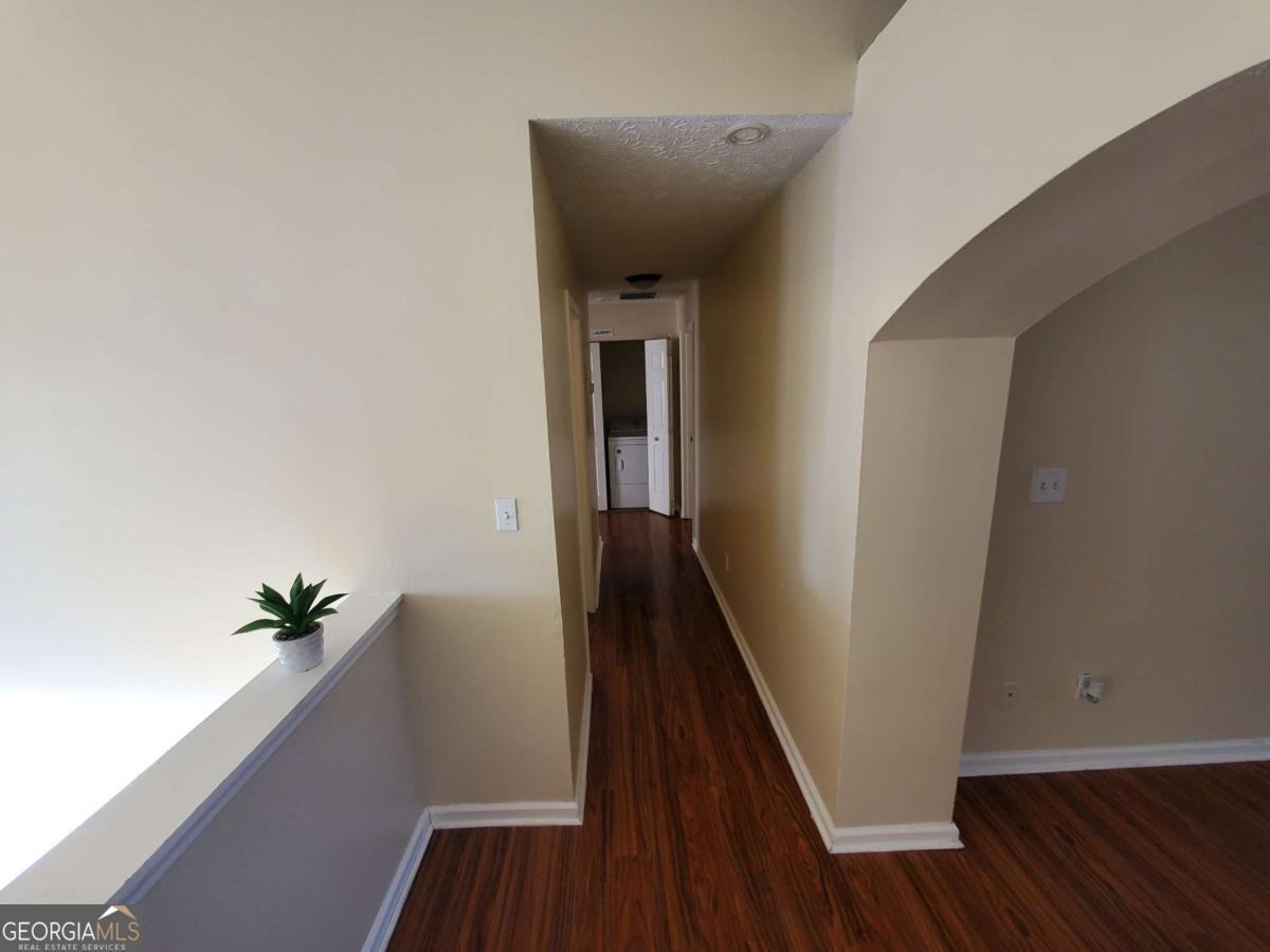 5450 Twin Lakes Dr - Photo 3 of 45