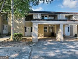 featured image of 3575 Oakvale Rd #504
