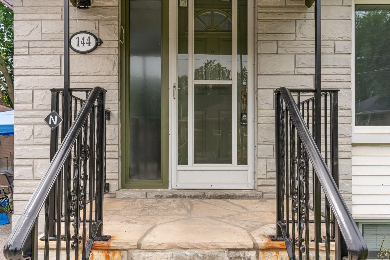 144 Willow Lane #MAIN - Photo 2 of 34