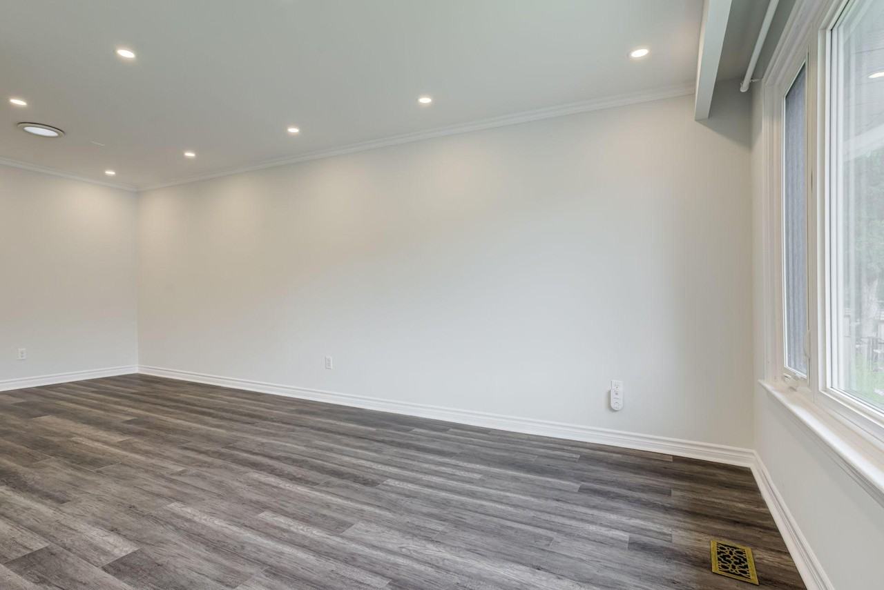 144 Willow Lane #MAIN - Photo 4 of 34