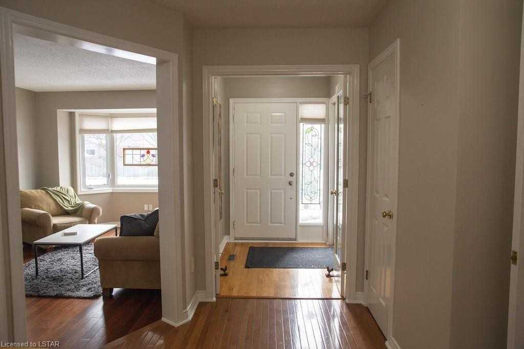 42 Redwood Lane - Photo 3 of 24