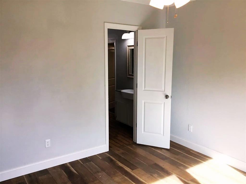 1628 Ne 12th St - Photo 7 of 19