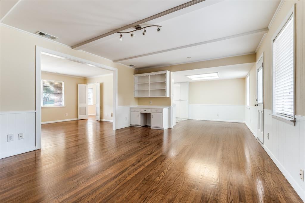 10529 Yorkford Drive - Photo 2 of 12