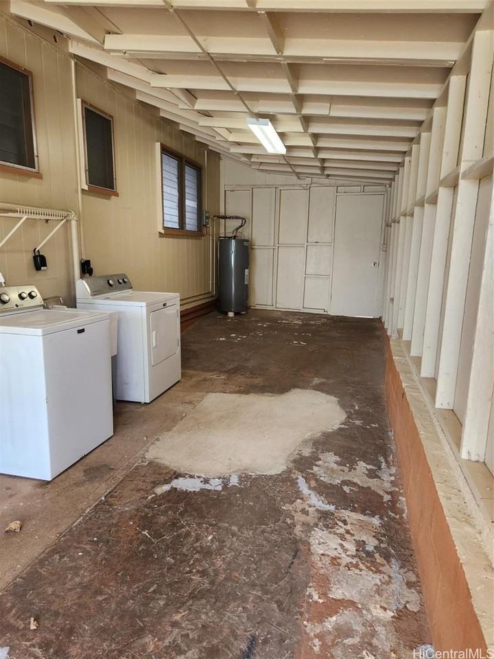 4346 Keaka Dr - Photo 6 of 8