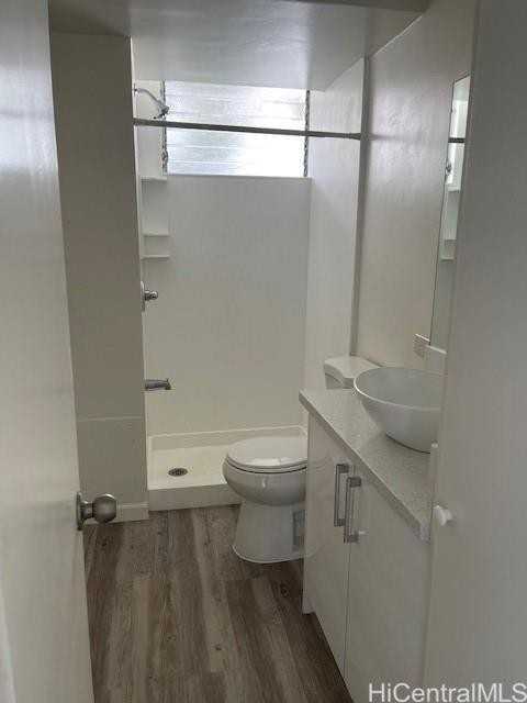 1430 Wilder Ave #301 - Photo 5 of 11