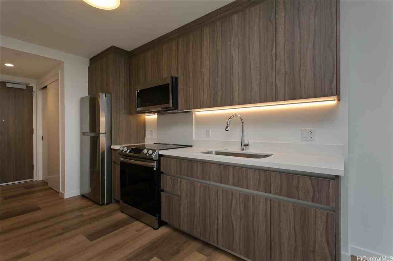 1500 Rycroft St #909R - Photo 4 of 25