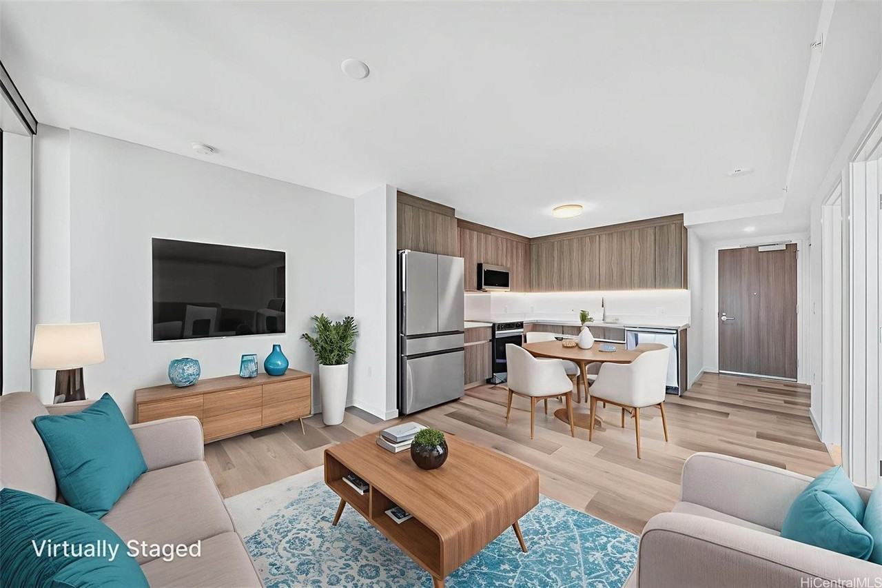 1500 Rycroft St #4103R - Photo 3 of 25