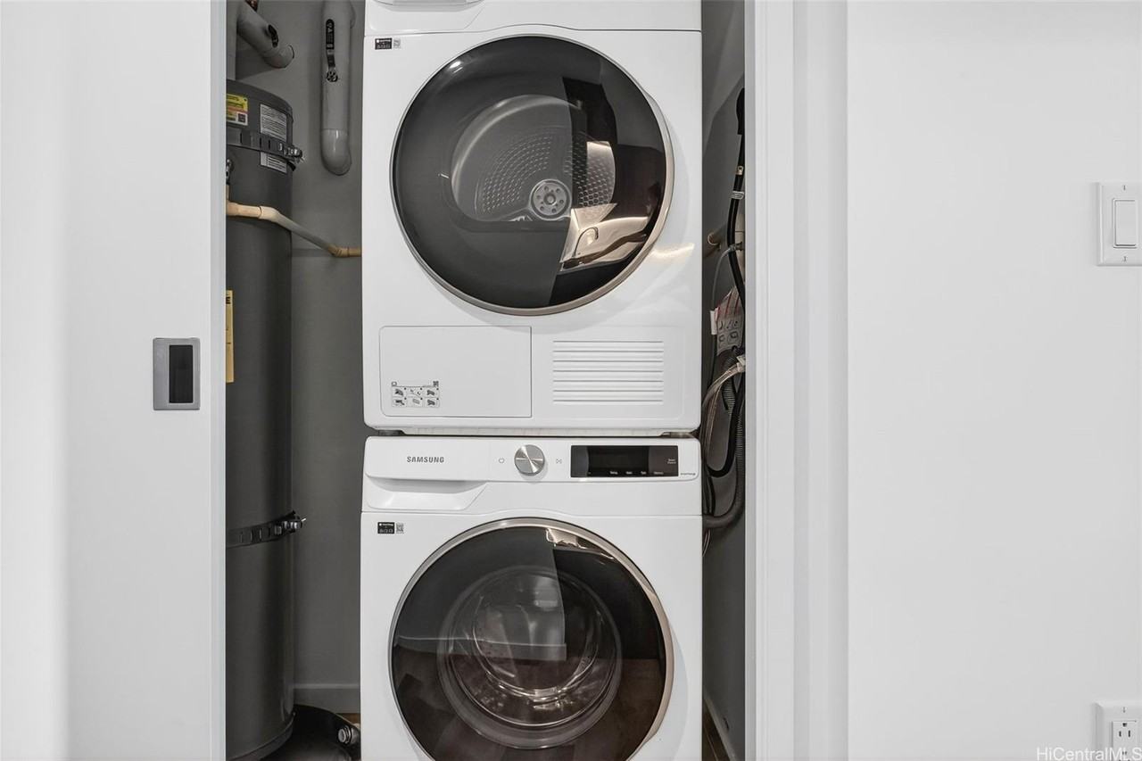 1500 Rycroft St #4103R - Photo 5 of 25