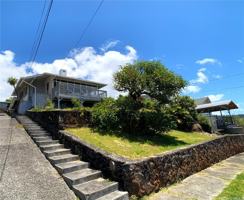 featured image of 1074 Lanui Pl
