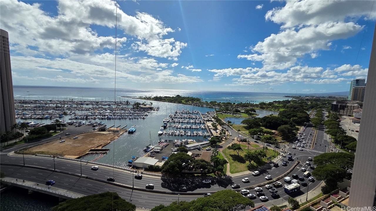1650 Ala Moana Blvd #2303
