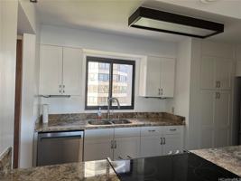 featured image of 581 Kamoku St #802