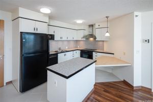 featured image of 801 S King St #1706