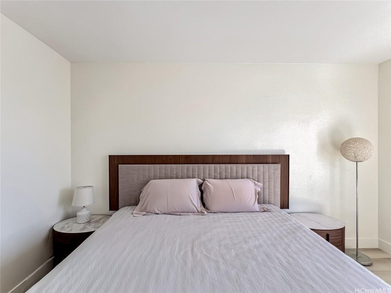 1551 Ala Wai Blvd #2303 - Photo 7 of 24