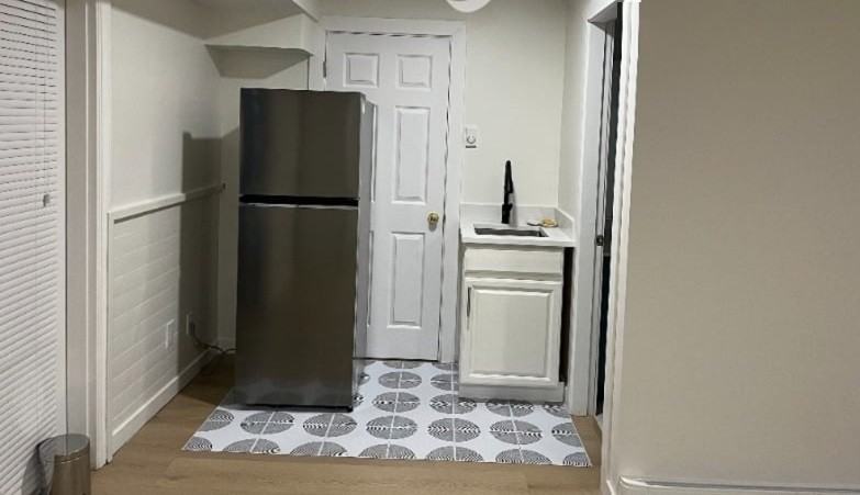 7680 Decourcy Crescent - Photo 2 of 5