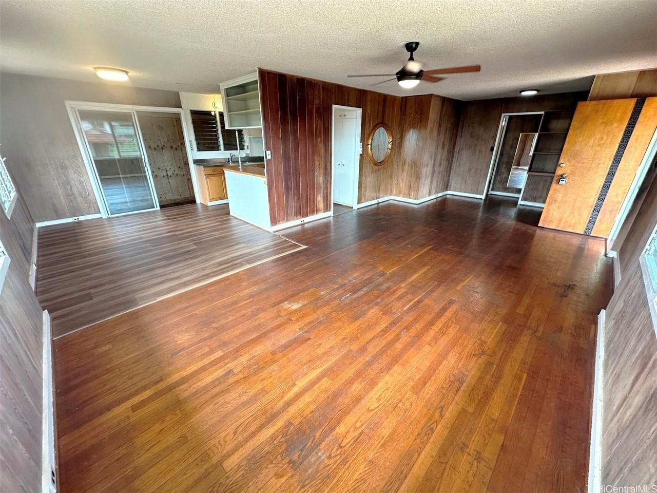 94-406 Kahualei Place - Photo 2 of 25