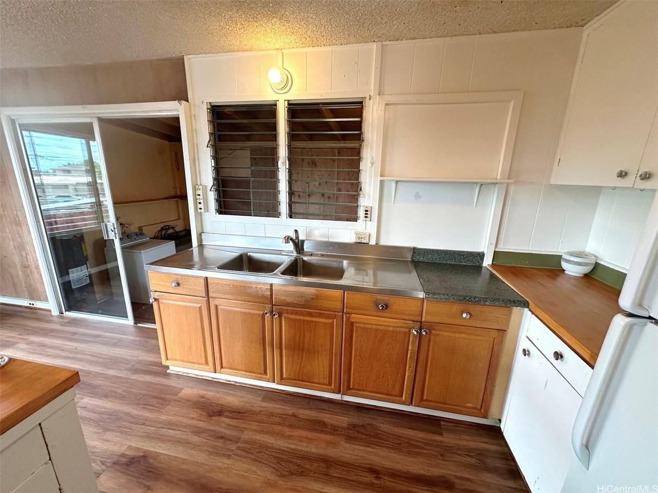 94-406 Kahualei Place - Photo 7 of 25