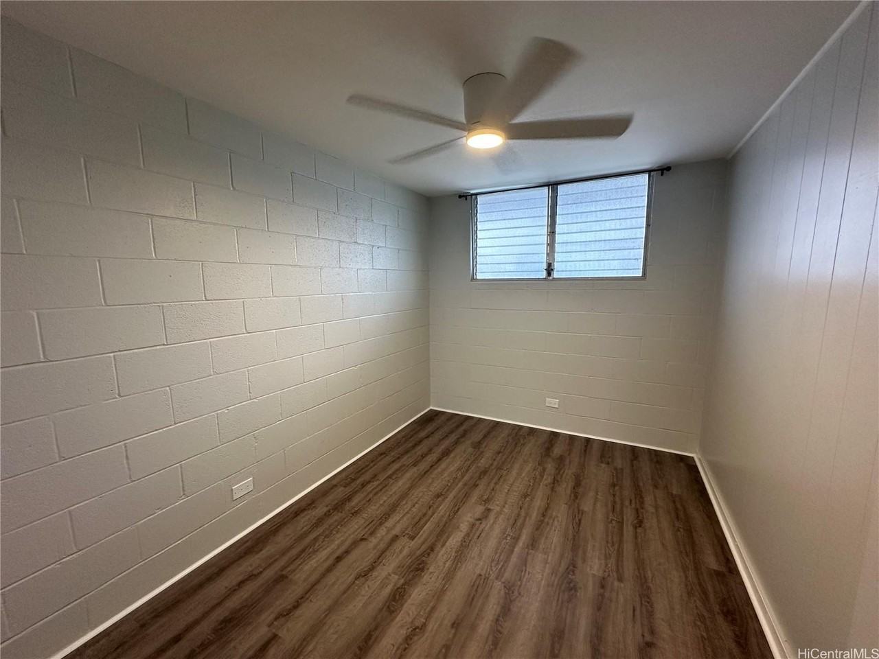 650 Sheridan St #107 - Photo 4 of 9