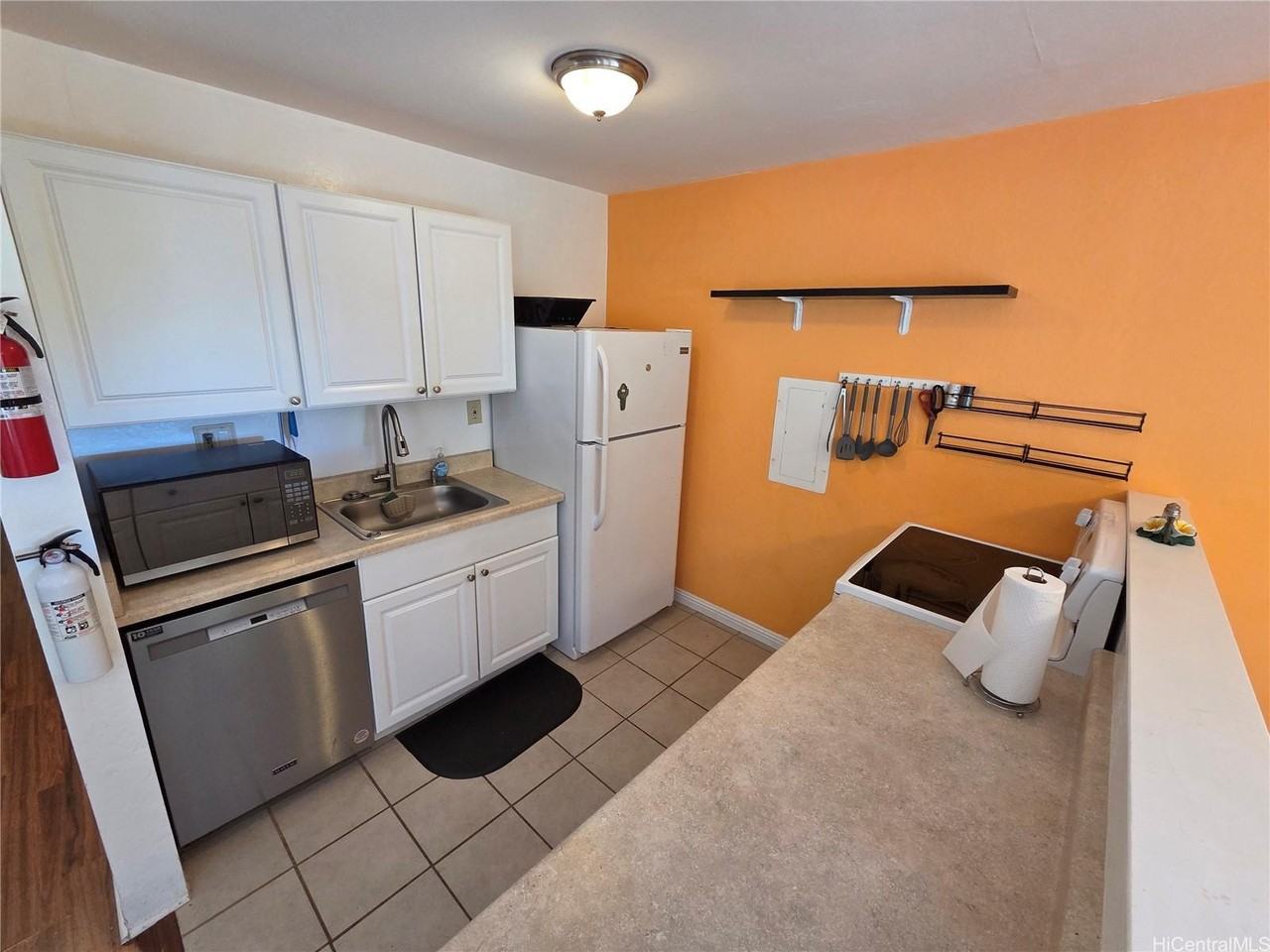 84-687 Ala Mahiku Street #125B - Photo 2 of 9