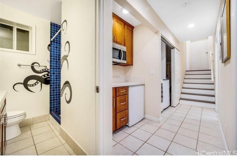 714 16th Ave #B - Photo 3 of 12