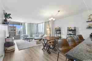 featured image of 1515 Ward Ave #401