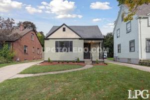 featured image of 2736 Northwood Ave