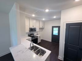 featured image of 614 Oak St