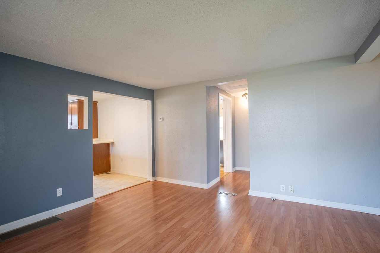 127 S 5th St - Photo 5 of 37