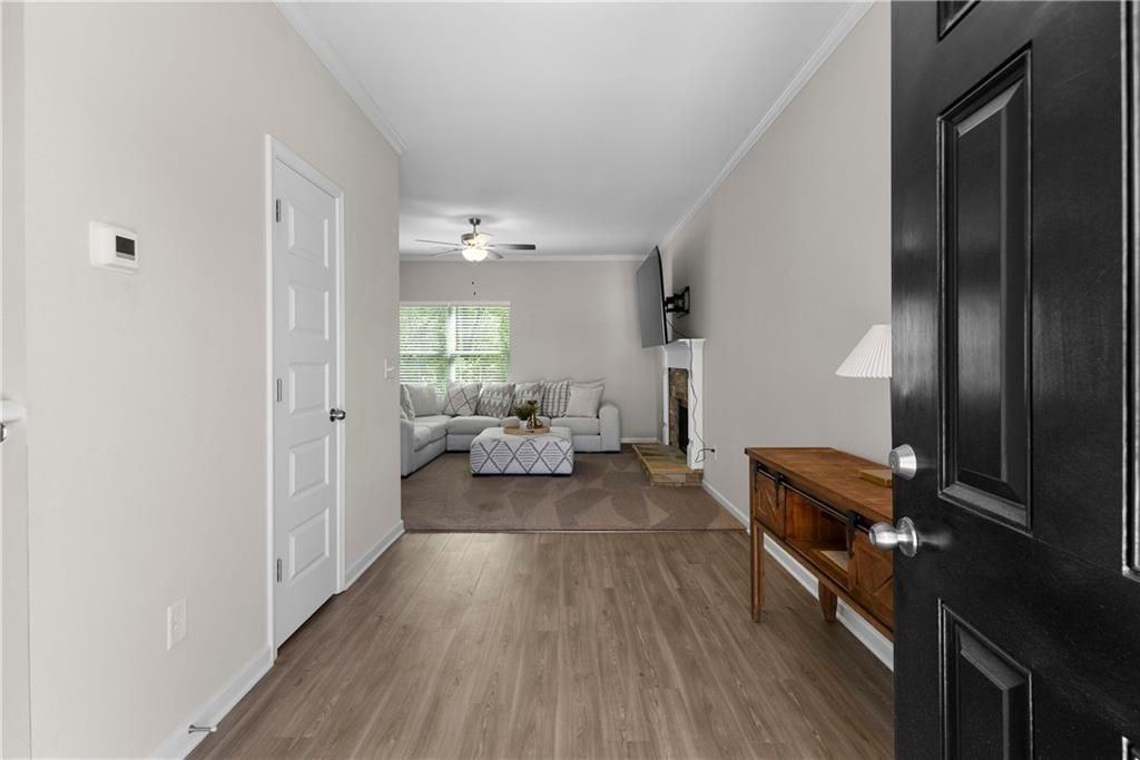 224 Eva Way Ne - Photo 5 of 31