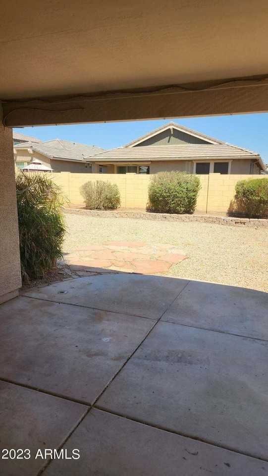 15116 Goodyear Boulevard - Photo 2 of 11