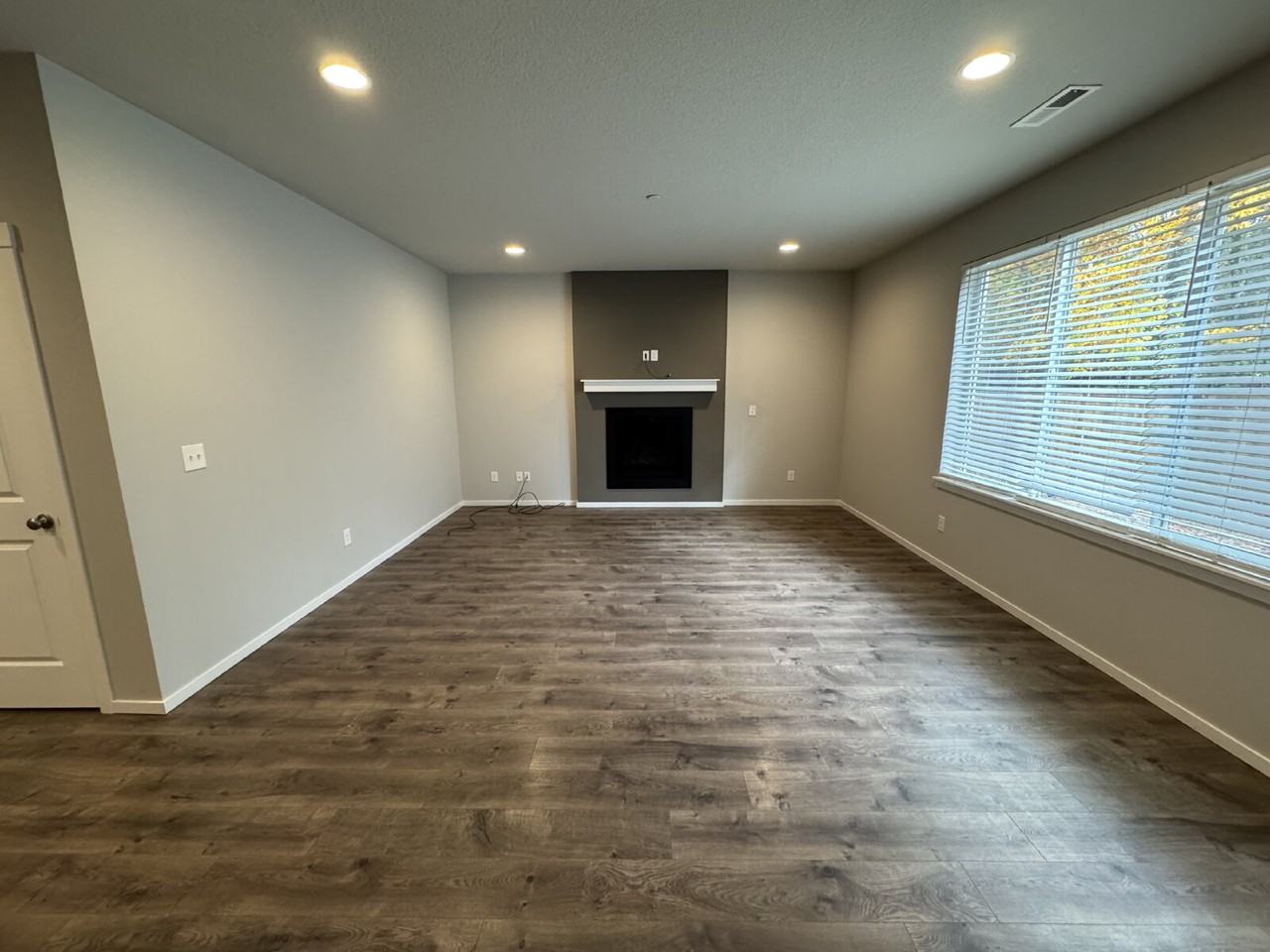 9400 North Alder Street - Photo 4 of 17