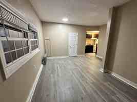 featured image of 109 Park Pl #3