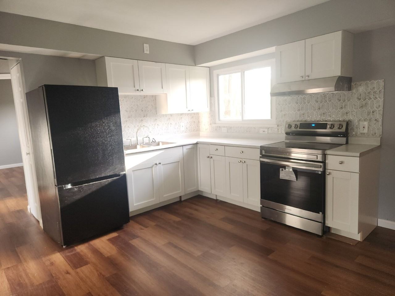 516 Aqua Ridge Dr - Photo 5 of 15