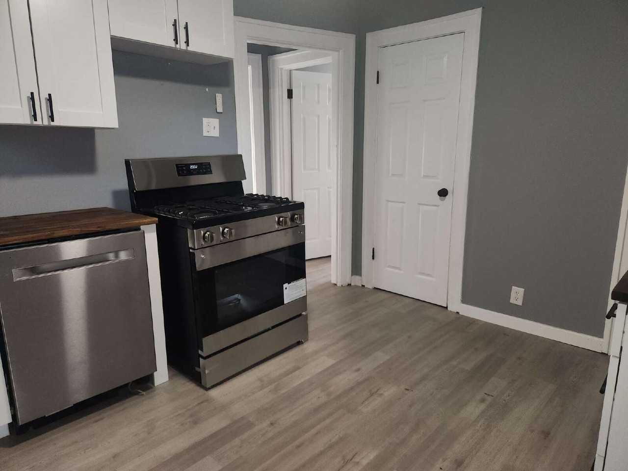 3125 Miami St - Photo 6 of 19