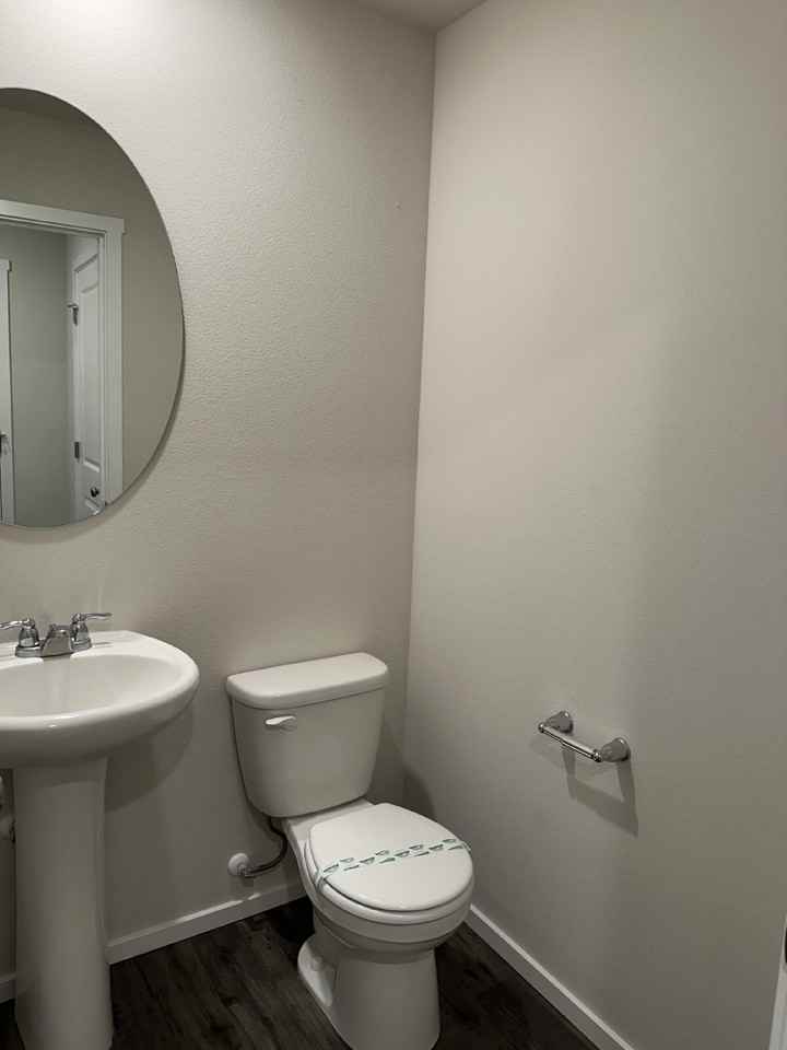 10513 Ne 120th Pl - Photo 5 of 11