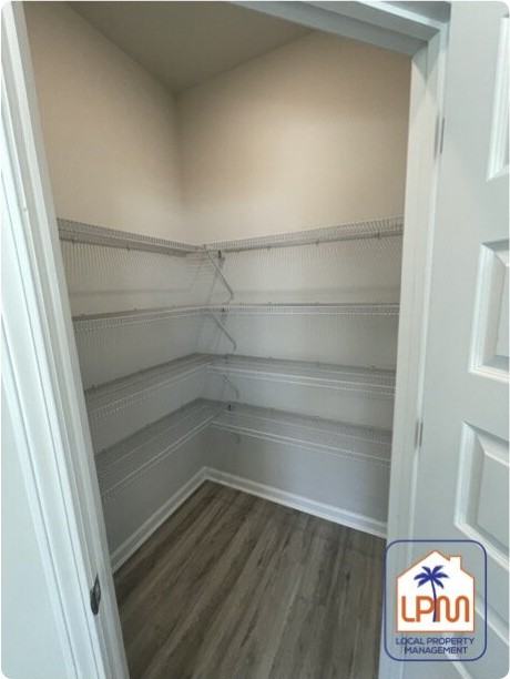 1556 Sanctum Street - Photo 4 of 15