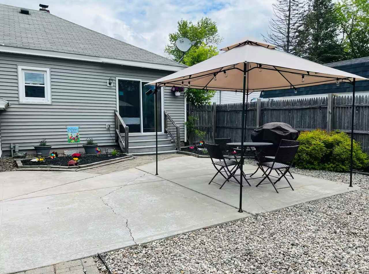 6 Sheltra Avenue - Photo 4 of 14