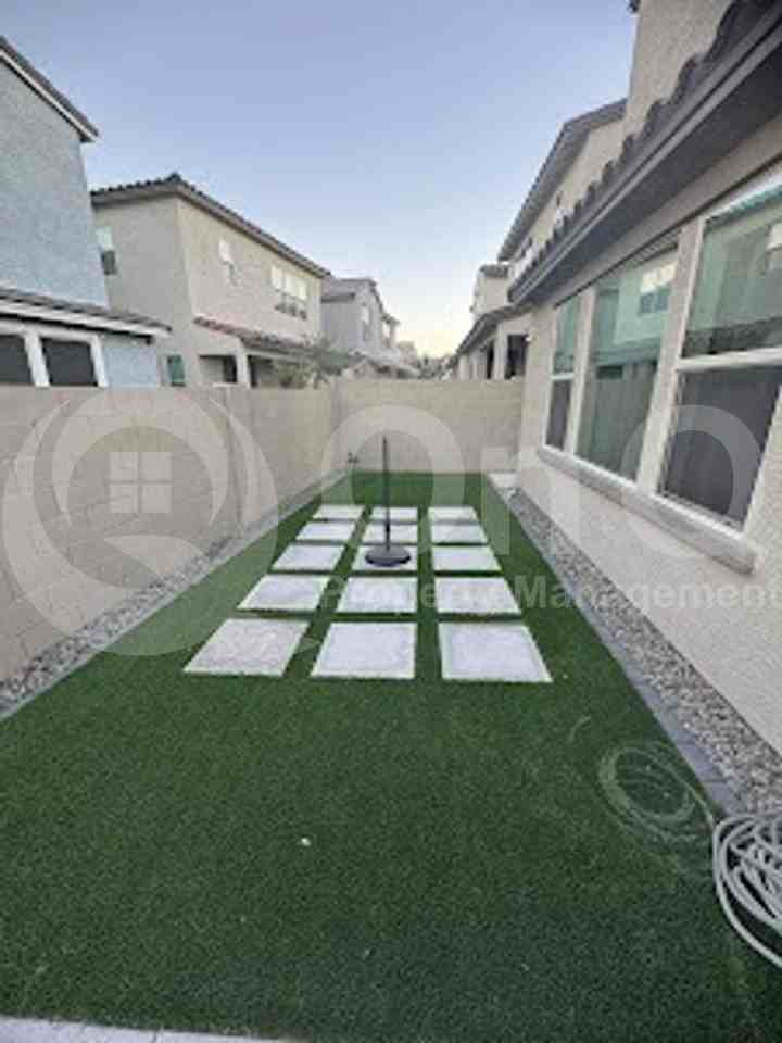 4806 S Ferric - Photo 3 of 9