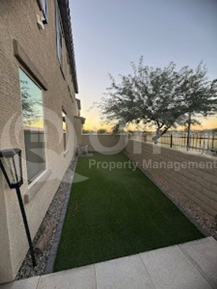 4806 S Ferric - Photo 5 of 9