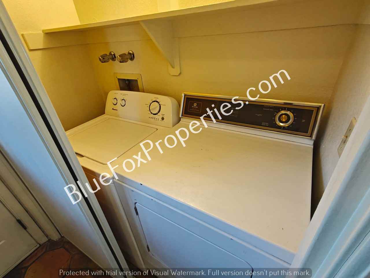 2740 N Malibu Dr - Photo 7 of 16