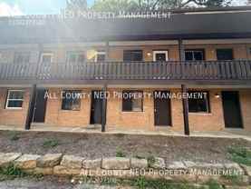 519 Crosby St #8 - Photo 1 of 1