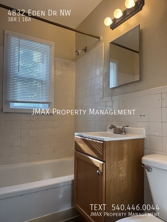 4832 Eden Dr Nw - Photo 5 of 12