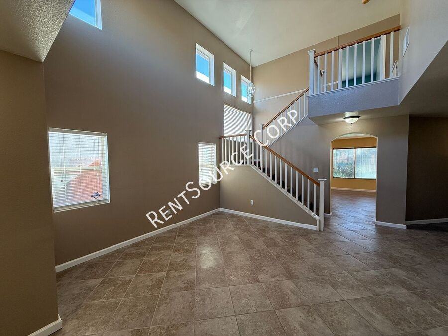 1602 W Avenue H4 - Photo 4 of 35