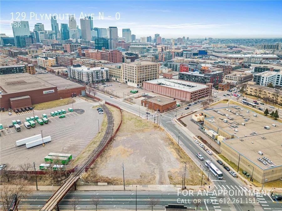 129 Plymouth Ave N #0 - Photo 5 of 8