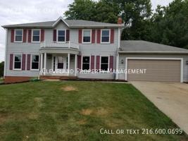 featured image of 7621 White Oak Dr