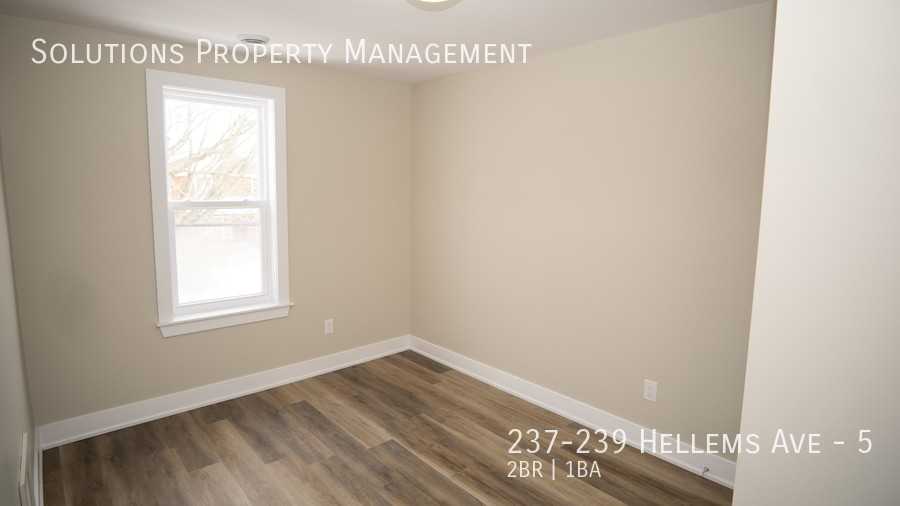 239 237-239 Hellems Ave #5 - Photo 5 of 10