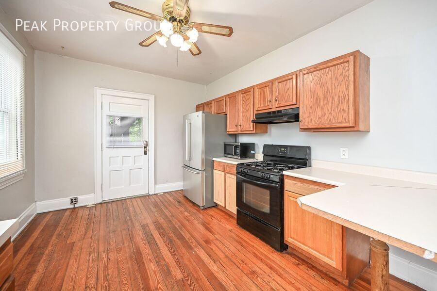 2125 W Clifton Ave #A - Photo 3 of 15