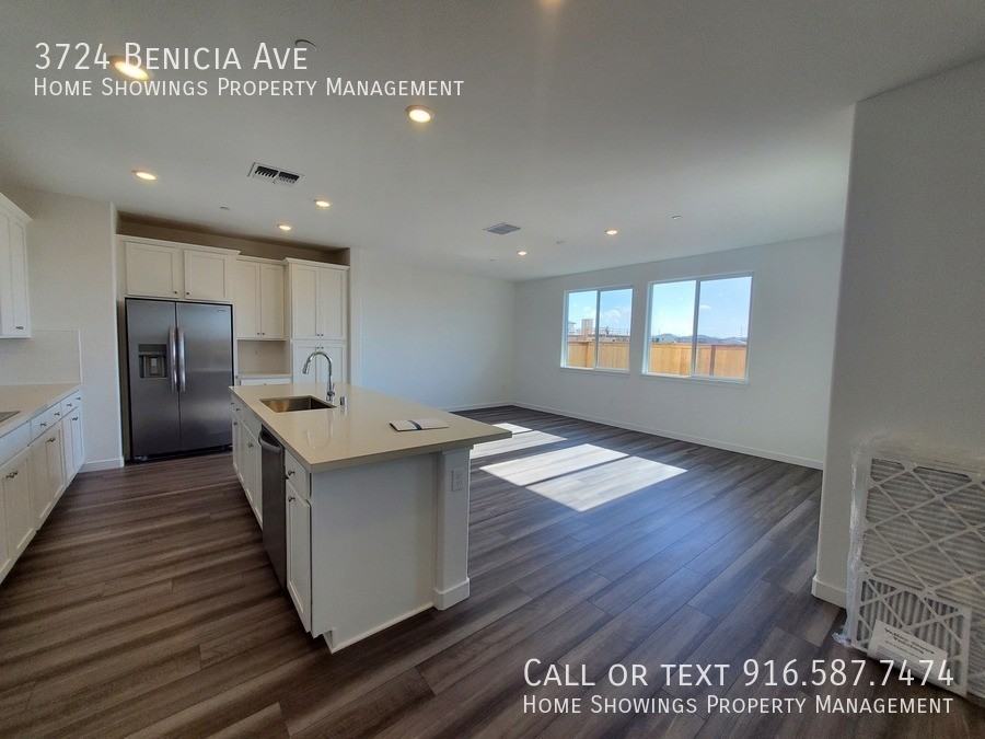 3724 Benicia Ave - Photo 7 of 15