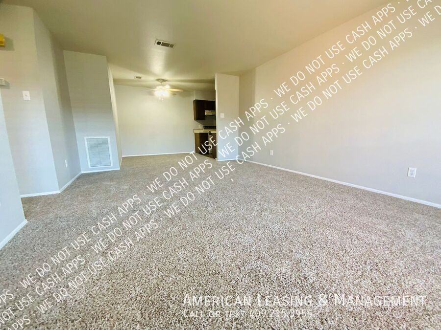 971 Park Meadow Dr - Photo 2 of 10